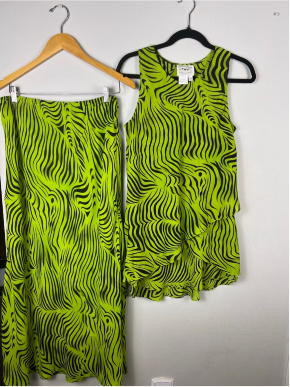 Vintage Y2K Neon Zebra Print 2 Piece Skirt Set Medium Lime Green Festival